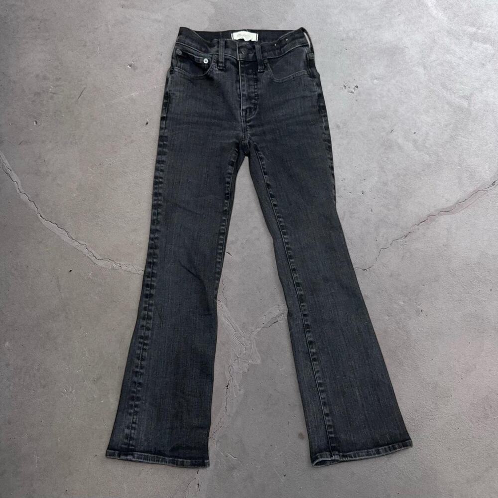 Madewell Mid-Rise Kick Out Jeans  24x26 Black Washed Flare Crop Denim